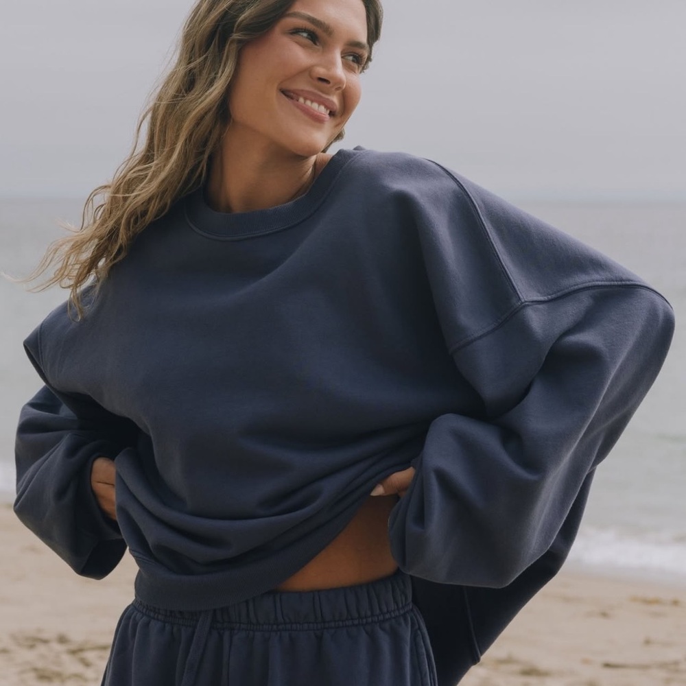 Daily Drills Oversized Crew in Navy